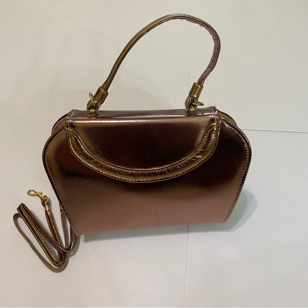 Towanny gold purse